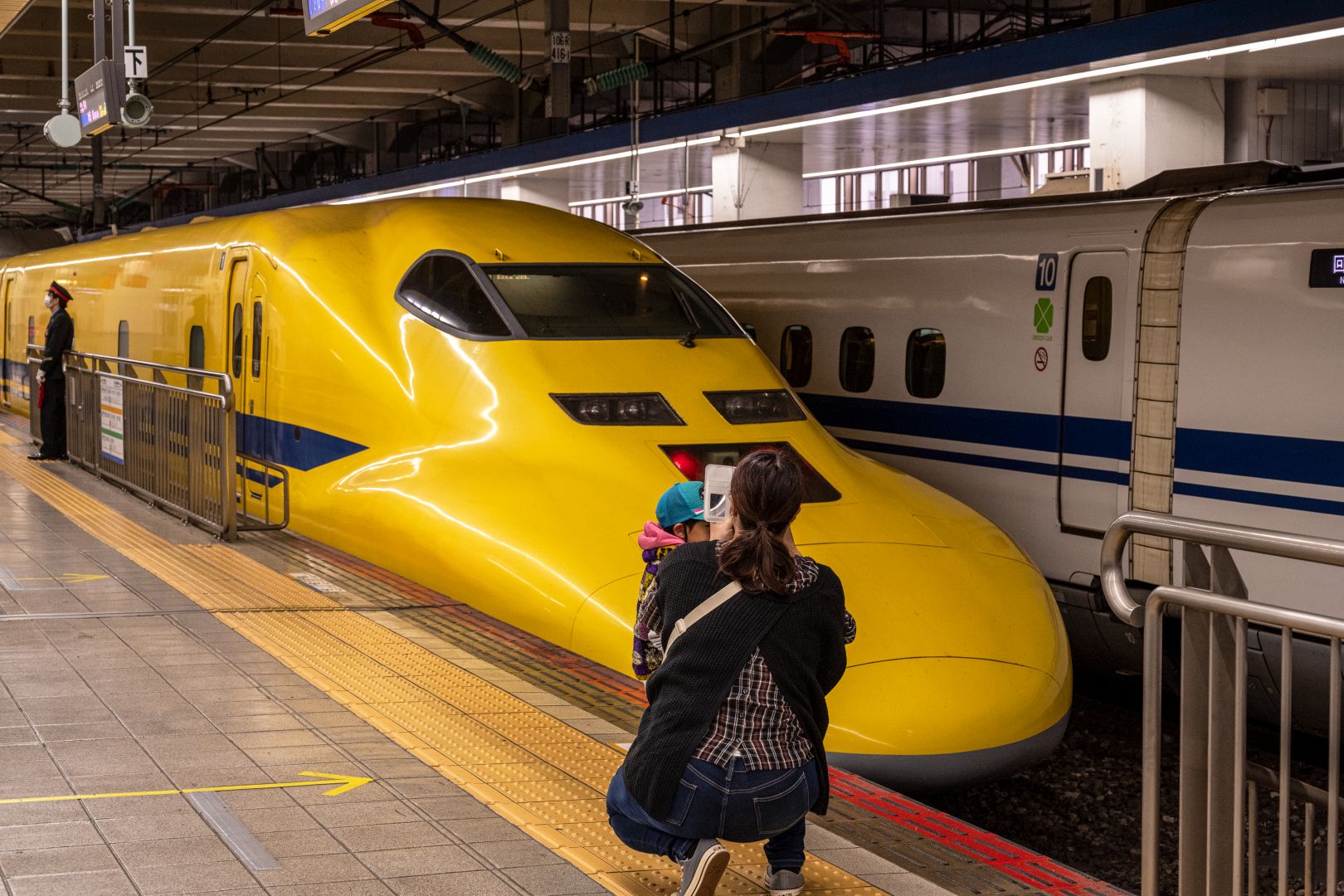 ドクロの丘 8月10日発売【adidas x atmos ZX 8000 “G-SNK 9”】スカイツリー