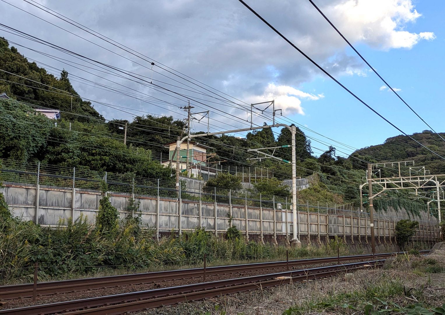東海道本線と新幹線